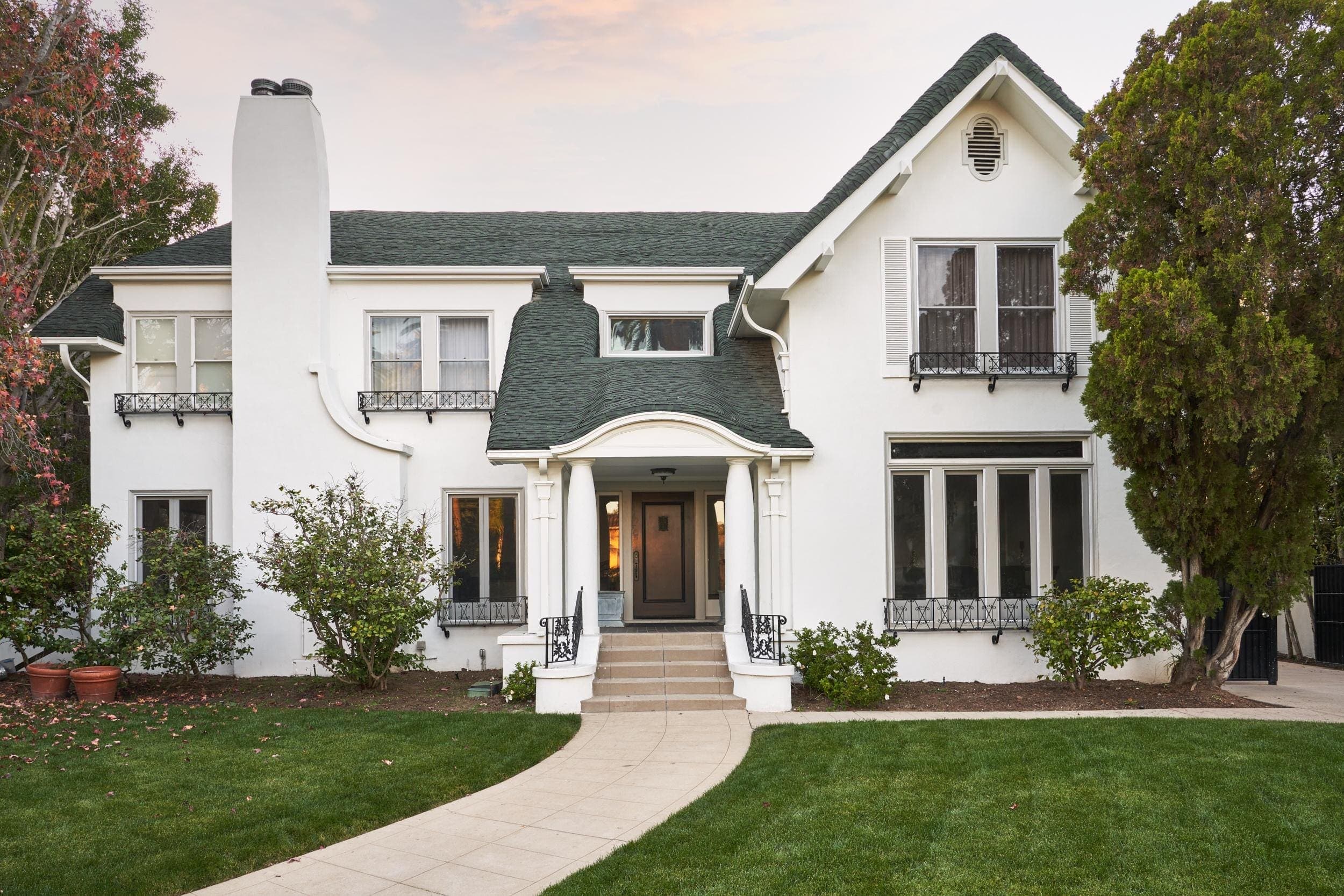 Inside Lekfit Founder Lauren Kleban’s Timeless Hancock Park Home And Studio